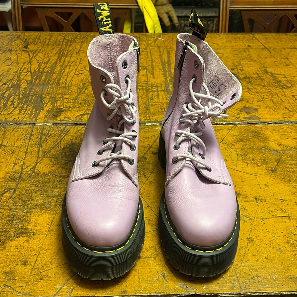 Dr Martens lavender platform boots size W 11